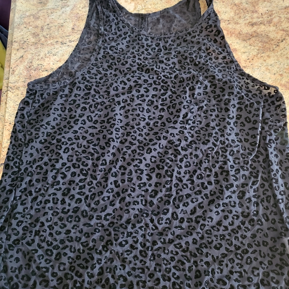 ZYIA tops